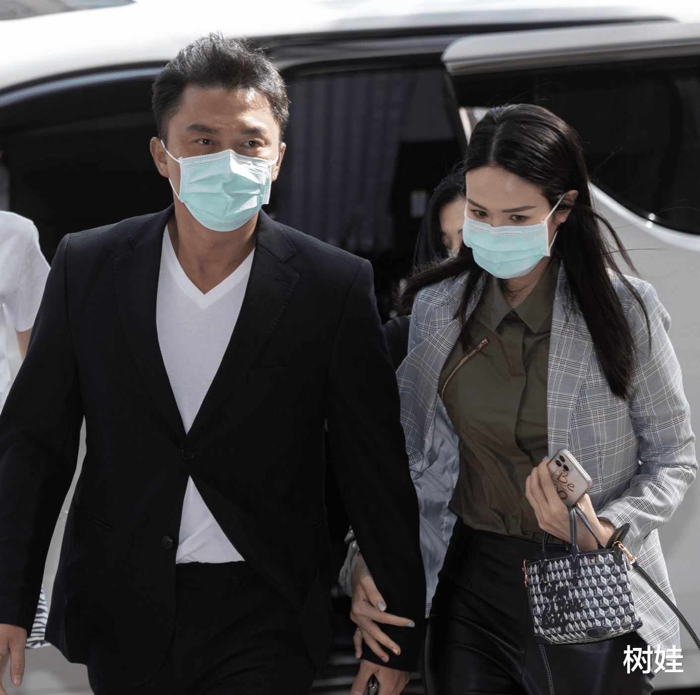 杨明|杨明因危险驾驶被判18日监禁，女友庄思明发文鼓励，携手不离不弃