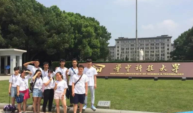 大学生|985大学生是不好带，还是有些拽？在华中大进行校招，没人投简历