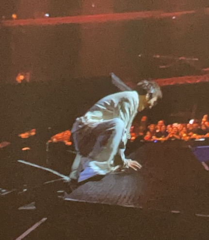 林志炫|林志炫就舞台事故发文致歉：就算爬也要爬回舞台，回到伙伴旁边