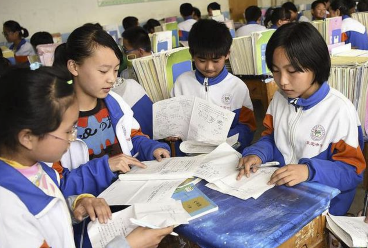 宋妈说育儿|小学将“缩水”一年？“5+4”取代“6+3”？官方的回应让家长安心