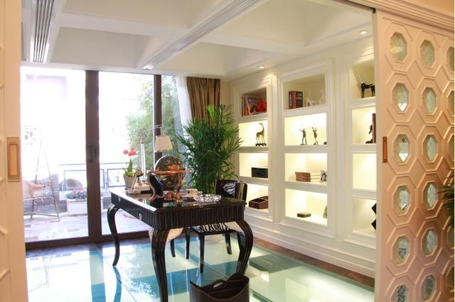 晒晒老公花300万装修的500平别墅，光家具就花了100万，值吗？