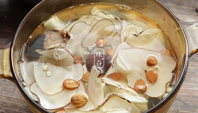 |立秋将至,记得给家人喝这道糖水,清润去秋燥,平稳度过季节交替