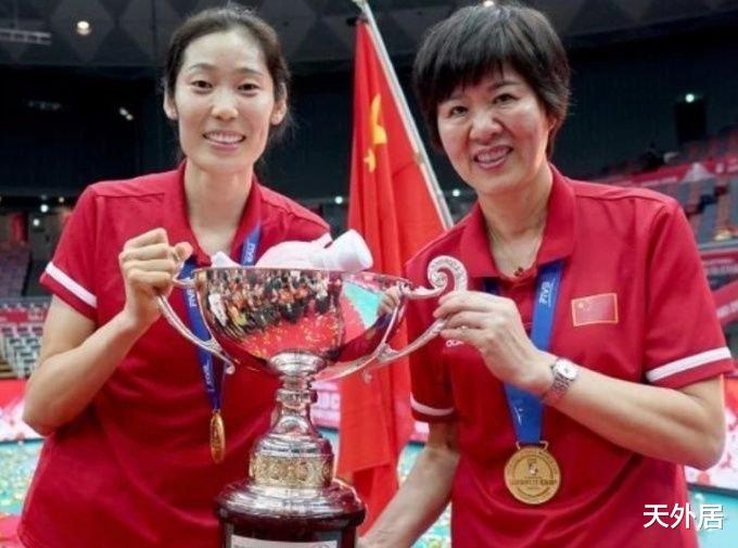 新闻联播|高规格！《新闻联播》150秒点醒中国女排：逆境中奋起直追的勇气
