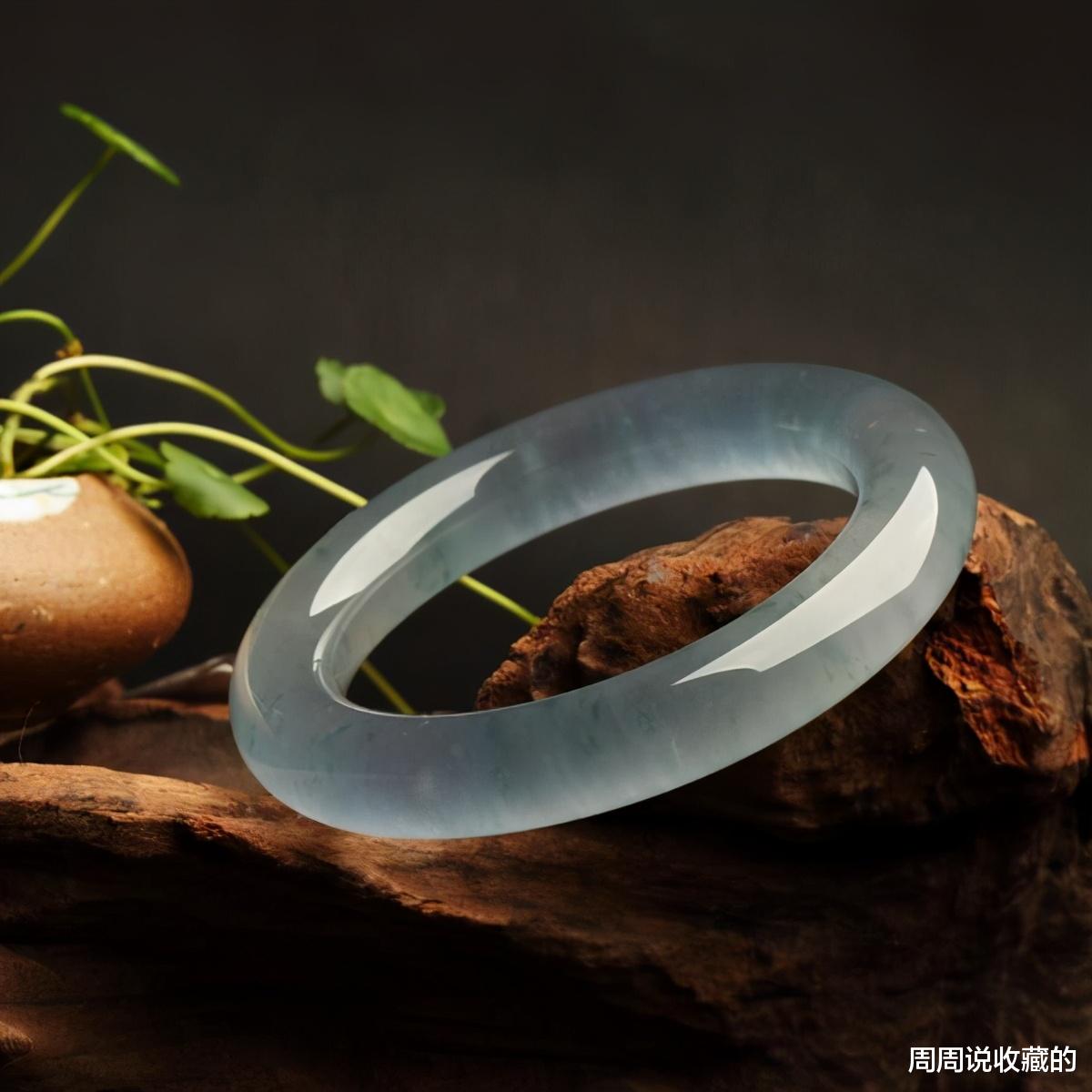 翡翠|大家听说过俄罗斯翡翠吗？它是个啥东西？值得大家收藏吗？