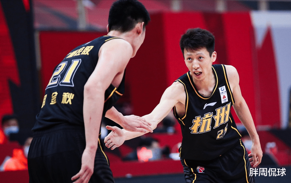 广厦|李春江离队在即？广厦迎功勋教练回归，CBA新王朝指日可待