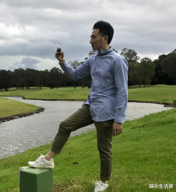 林生斌|林生斌昔日动态，与赵夏共同参会，学员见面时互相拥抱说我爱你