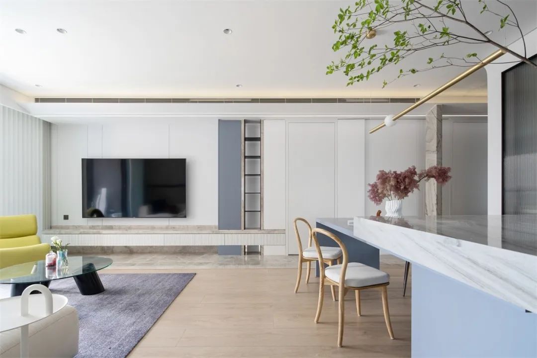 水泥墙、弧形设计：143m2摩登风，大概就是理想豪宅吧？