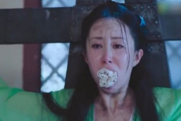 赵丽颖|同样是女星捆绑戏：前三位很丑很真实，最后一位是当我们眼瞎？