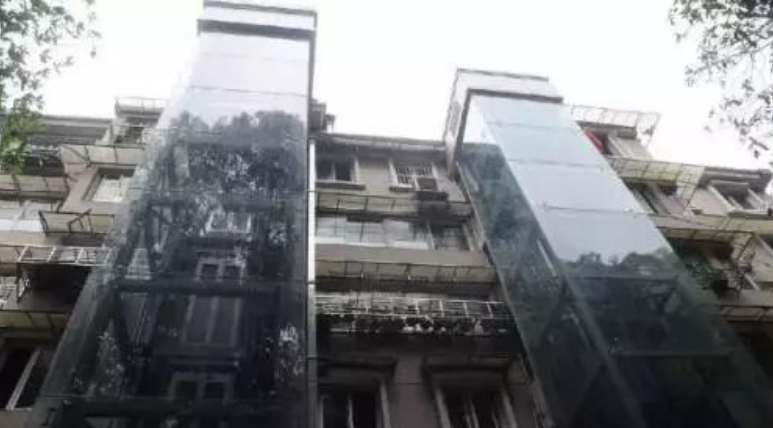 |因爬楼梯不便,70岁邻居多次上门,要集资装电梯