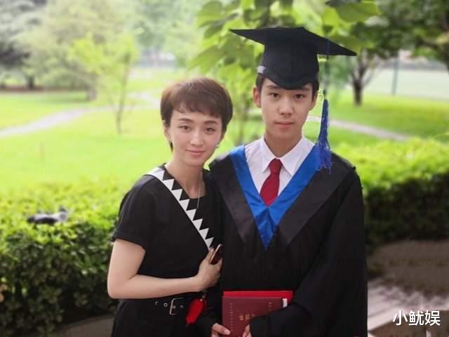 赵丽颖|《理想之城》玛丽亚：戏里嫁富豪，戏外嫁4婚许亚军，养继子11年