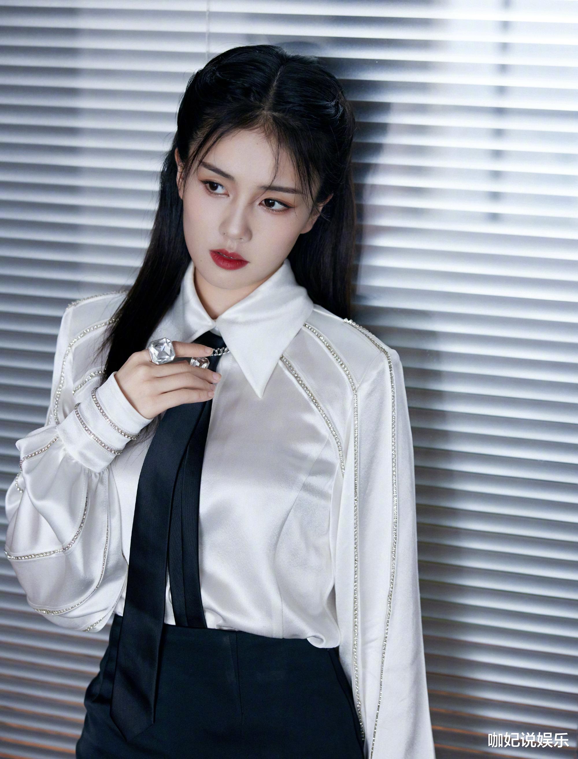 白梦妍|女主沦为背景板，比起金晨辣目洋子，白鹿究竟输在哪？