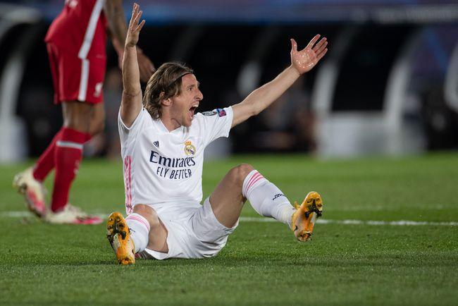 皇家马德里|再见齐达内！皇马站着结束本赛季，四大皆空却大于夺冠？