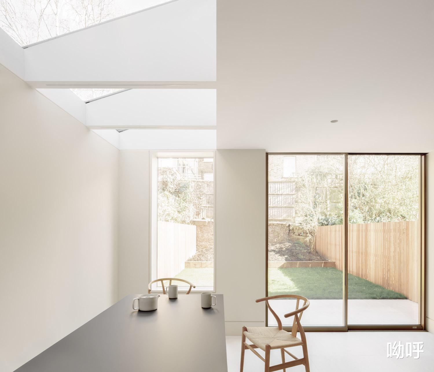 Oliver Leech Architects丨 细腻淡雅的简约住宅