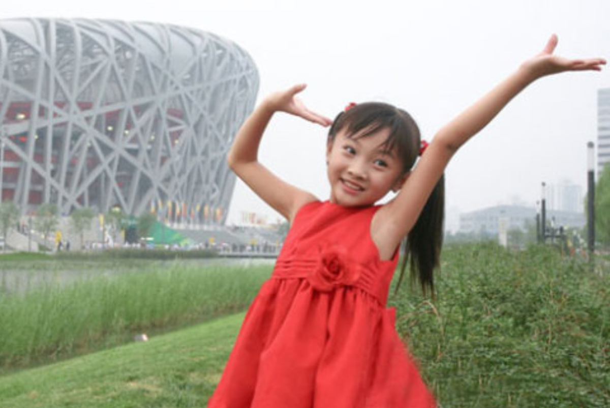 林妙可|2008年在奥运会上假唱,被母亲当成摇钱树的林妙可,如今怎么样了