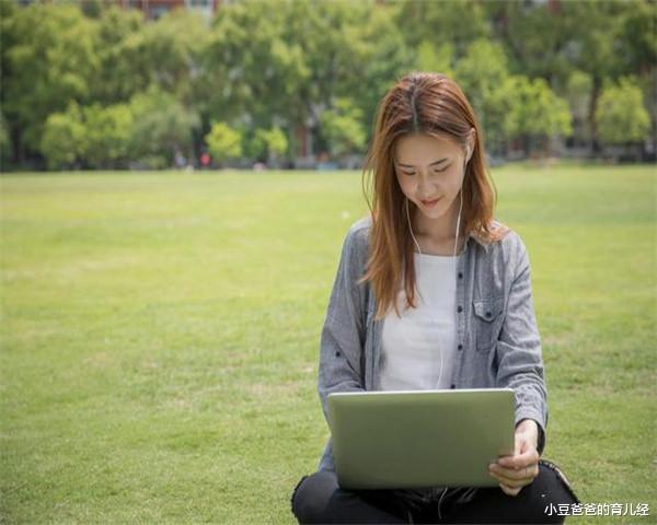 女孩|大学受欢迎的女孩身高排行榜，160cm位居第一，第三名让男孩讨厌