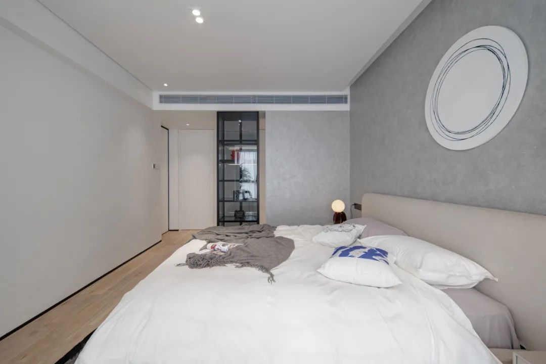 |黑白灰真香!她家的治愈系极简小屋,我要原封不动搬回家