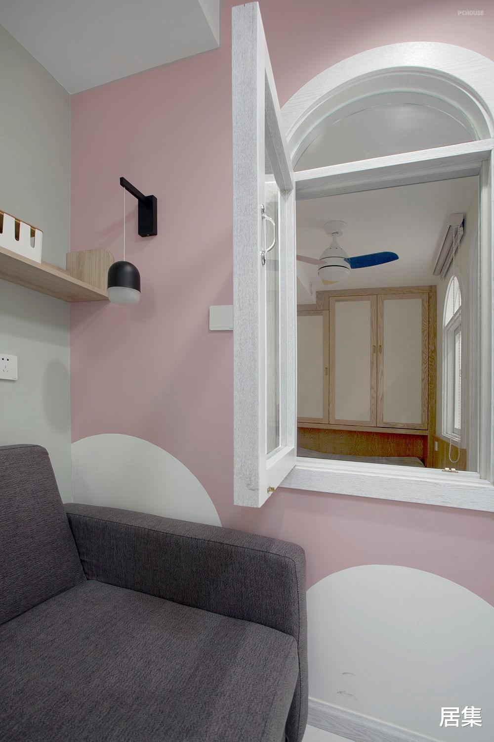 地下室变成阳光房，客厅还有独立儿童房，用低成本满足业主需求