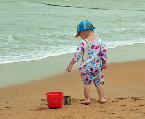 筱筱说育儿|宝宝的这5个动作,虽然烦人,但时刻表露着他对妈妈的爱