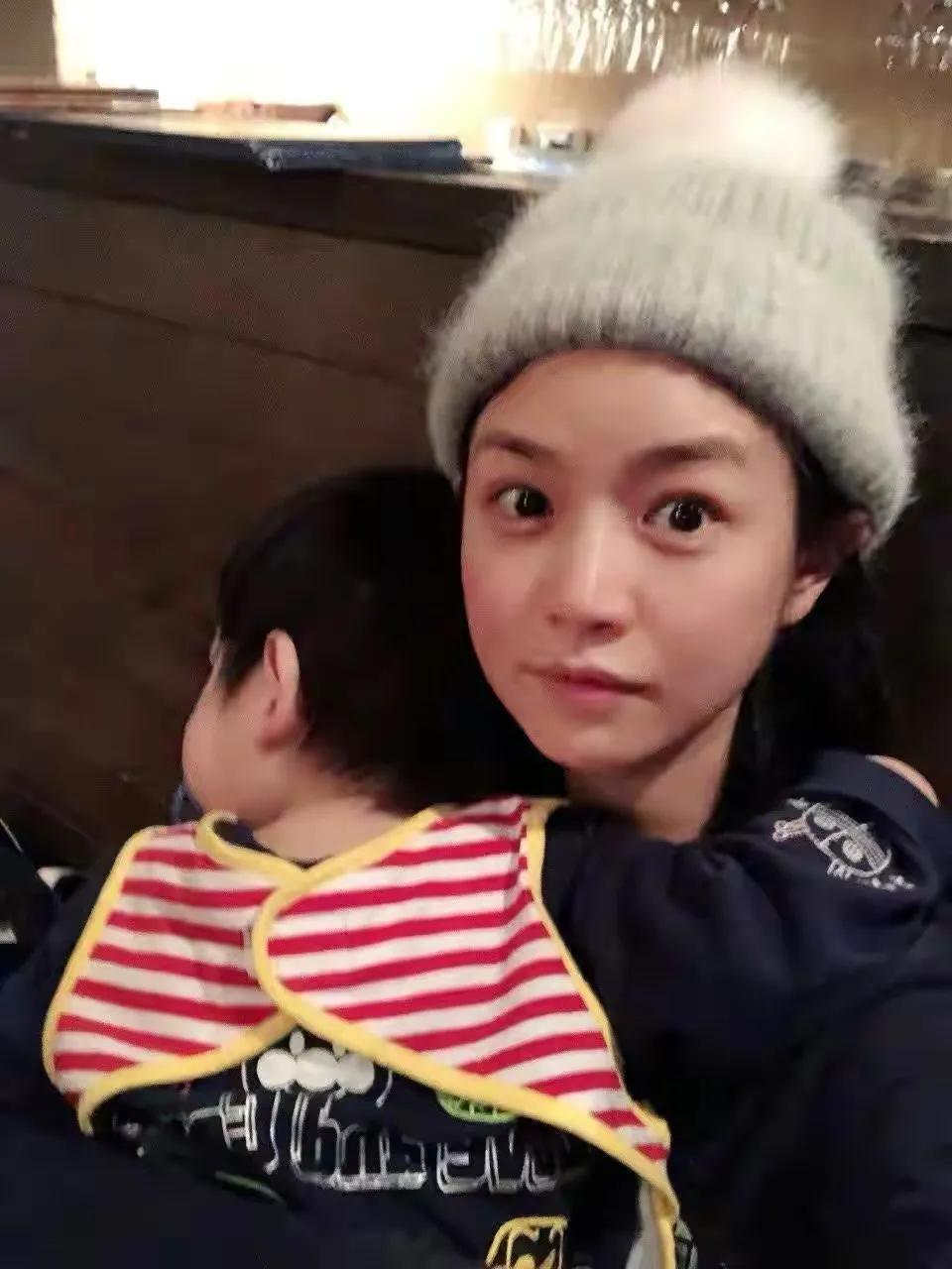 周深|陈妍希发新歌获众星转发尽显好人缘，5岁儿子露正面和陈晓太像