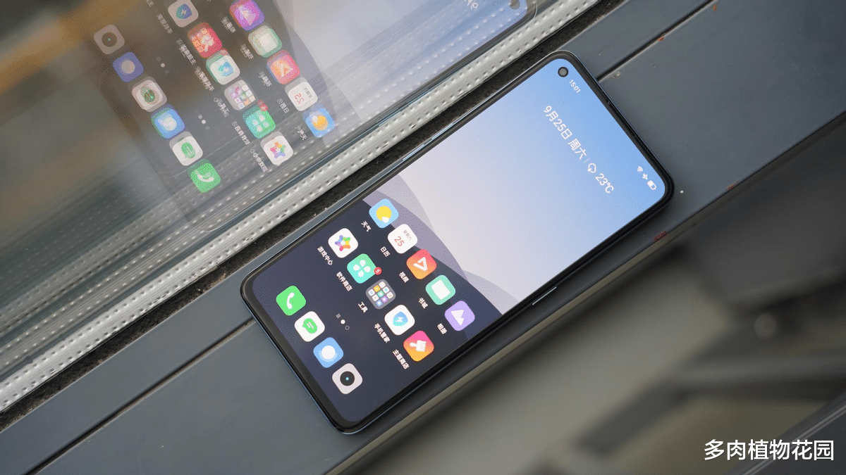 realme|买手机别盲目跟风，这三款手机值得入手，realme成功脱颖而出