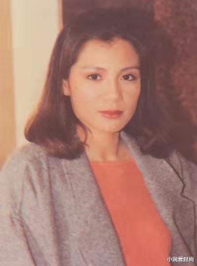 小润爱时尚 身高仅159的翁美玲，40年前的衣品显高不过时，她的时尚经值得学