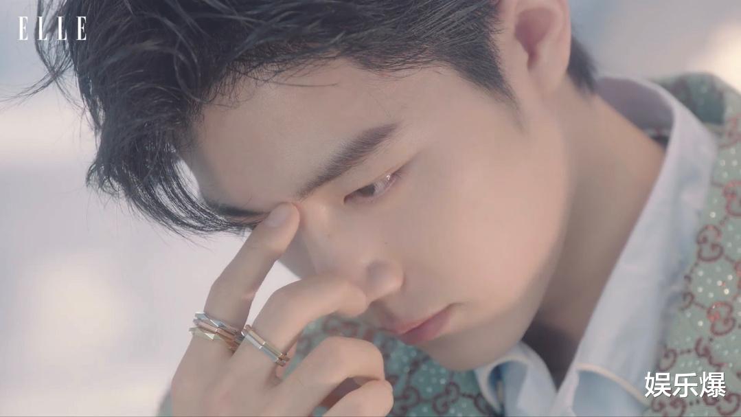 肖战|肖战时尚大片曝光，时隔两年登杂志封面，打破被封杀传闻