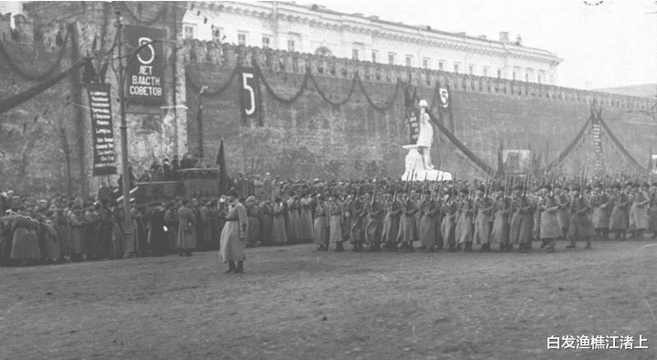 白发渔樵江渚上 一组照片带你穿越莫斯科红场的历史