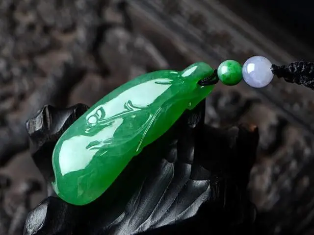 翡翠|80000元和800元的翡翠有啥区别