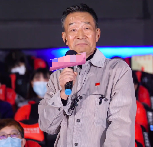 许魏洲|67岁李雪健为儿子电影撑场，吐词不清身体引担忧，父子情令人动容