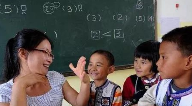 |小学生“检讨书”走红，表面在反省，“藏头诗”还是被老师发现了