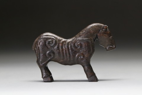 和田玉籽料|和田玉籽料枣红皮 玉马