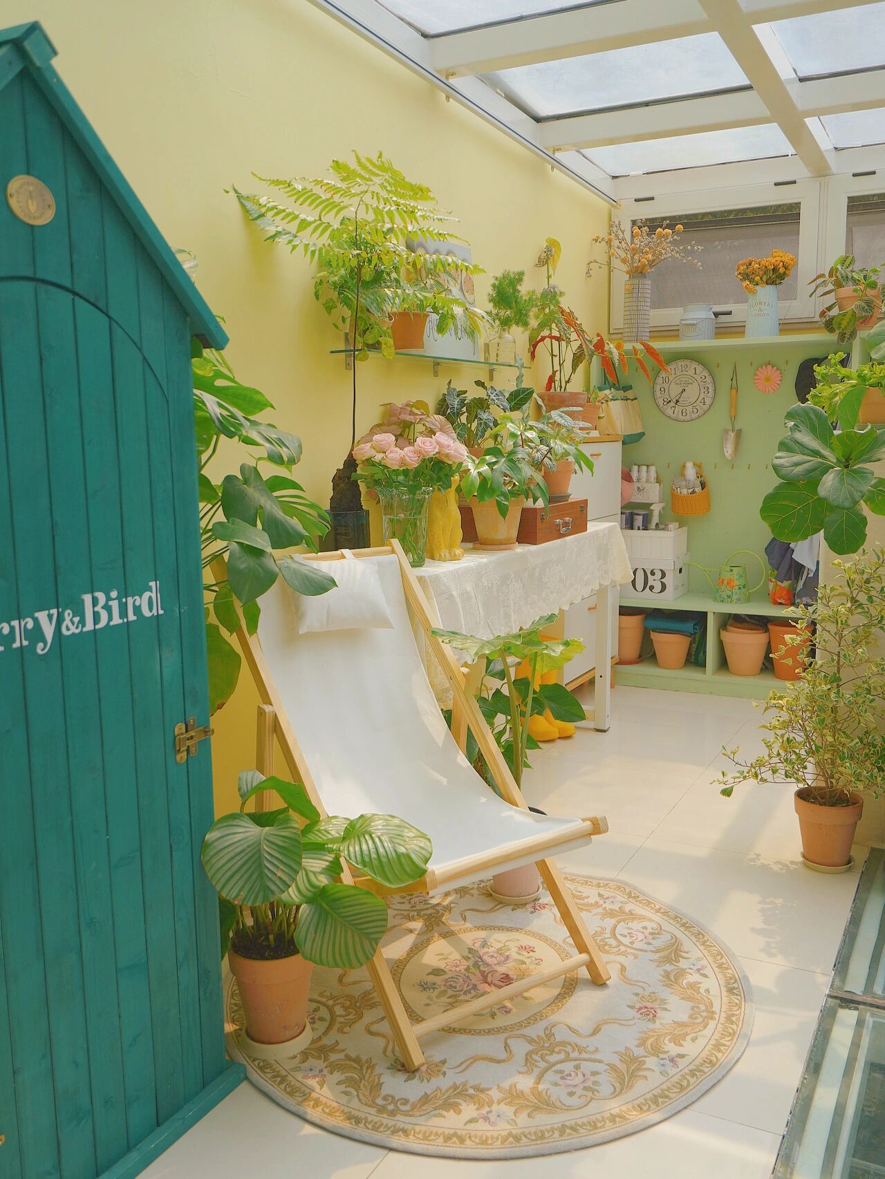 露台只用来晒衣服,实在浪费!改建成玻璃“阳光花园”,太惬意了