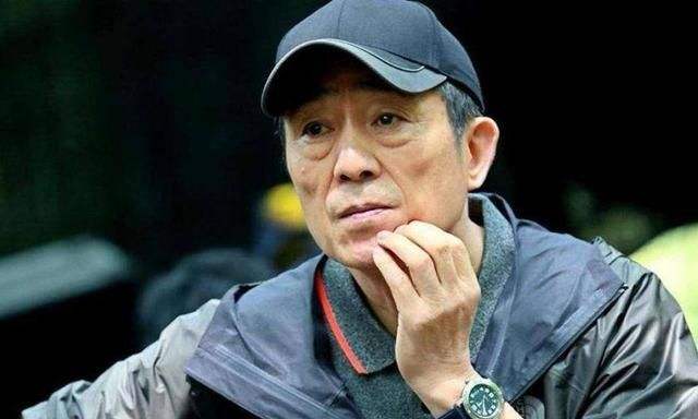 刘浩存|“资源咖”小花刘浩存:被京圈西北圈港圈力捧,张艺谋欠了她家人情?