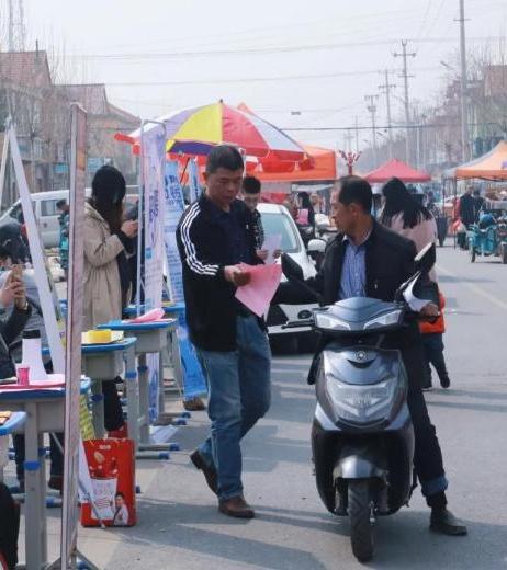 人力资源和社会保障部|铁肩担民生幸福 齐心著就业文章