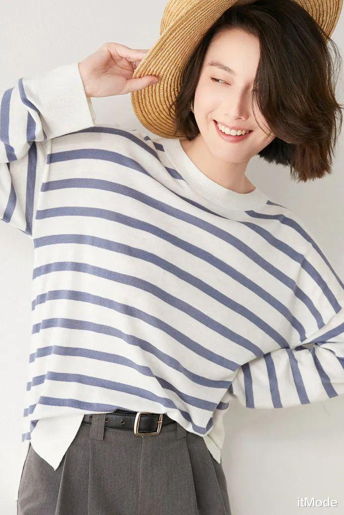 itMode “衬衫+毛衣”叠穿，今年秋冬这样穿真的好看死了！