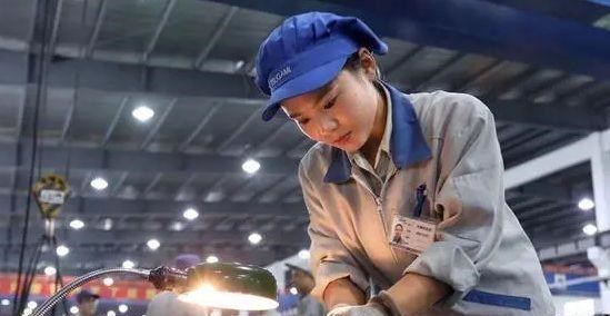 静静聊澸情|全国14亿人口，月收入超过5000元有多少？答案“出乎意料”