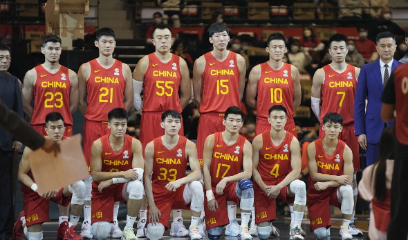 广东男篮|广东男篮核心或遭封杀！赶紧跟杜锋道歉，这是最后的机会了