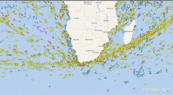 吵吵闹闹一阵子 苏伊士运河终于通了,但无数网友希望它继续堵上