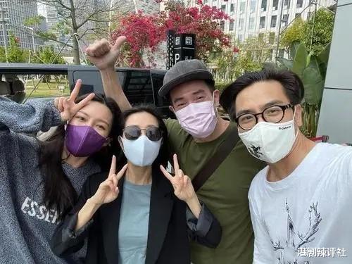 植村秀|陈展鹏续约在即提出加薪，盼与黎耀祥同酬，可却不获应允被迫就范