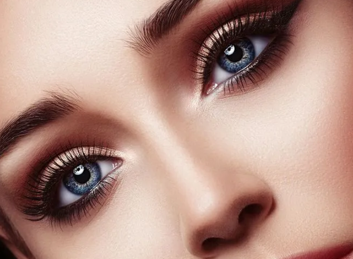 史迎军眼整形|史迎军眼整形 | 双眼皮手术可以改善八种眼部问题