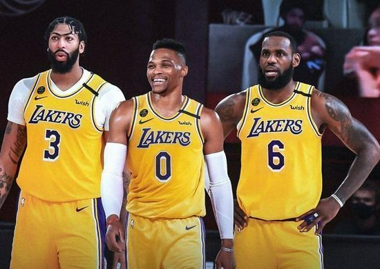 施罗德 省了4410万美金！湖人再现神级操作，再见吧，施罗德