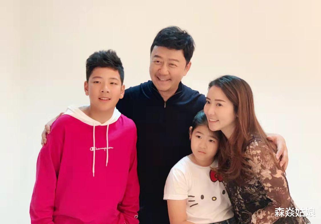 爸爸去哪儿|《爸爸去哪儿》星二代已长大，男孩越长越壮实，女孩越长越漂亮