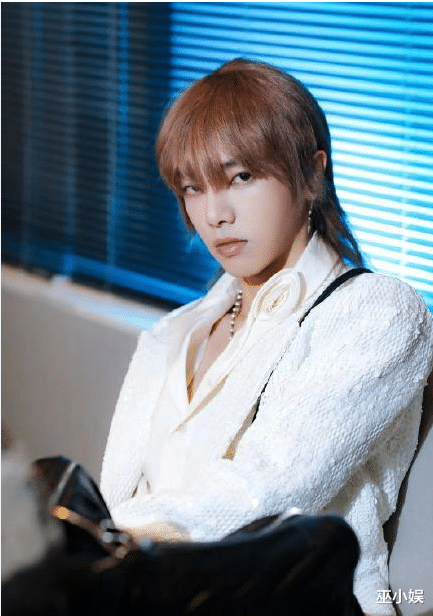 华晨宇|网传华晨宇整容失败？导致颜值下滑，目前已闭关去修复脸了？