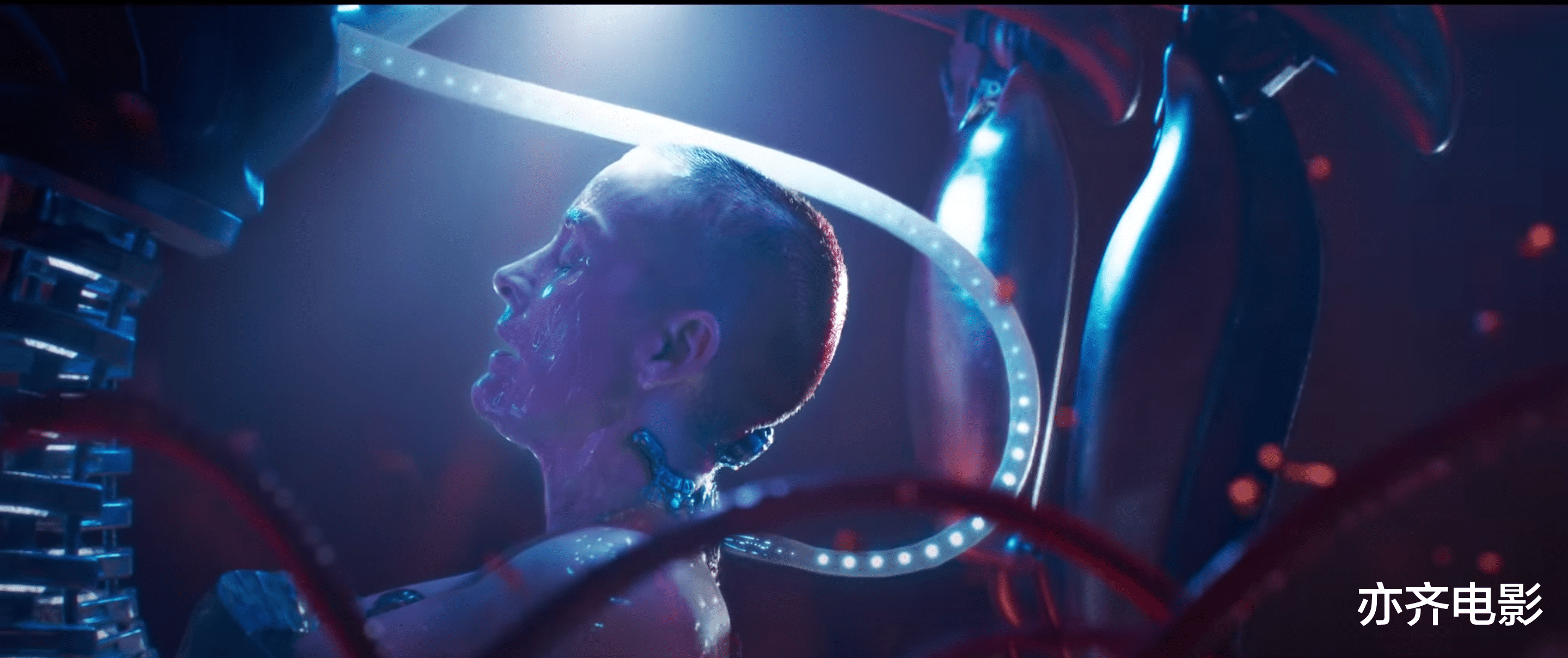 黑客帝国3|《黑客帝国：矩阵重启》影评：似曾相识的怀旧致敬，彩蛋才是重点