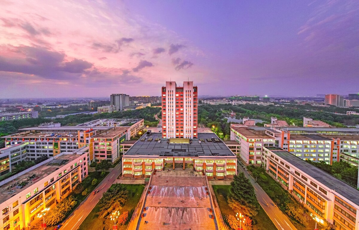 长沙|青岛楼市现在又开始明显降温了，尤其是青岛的郊区