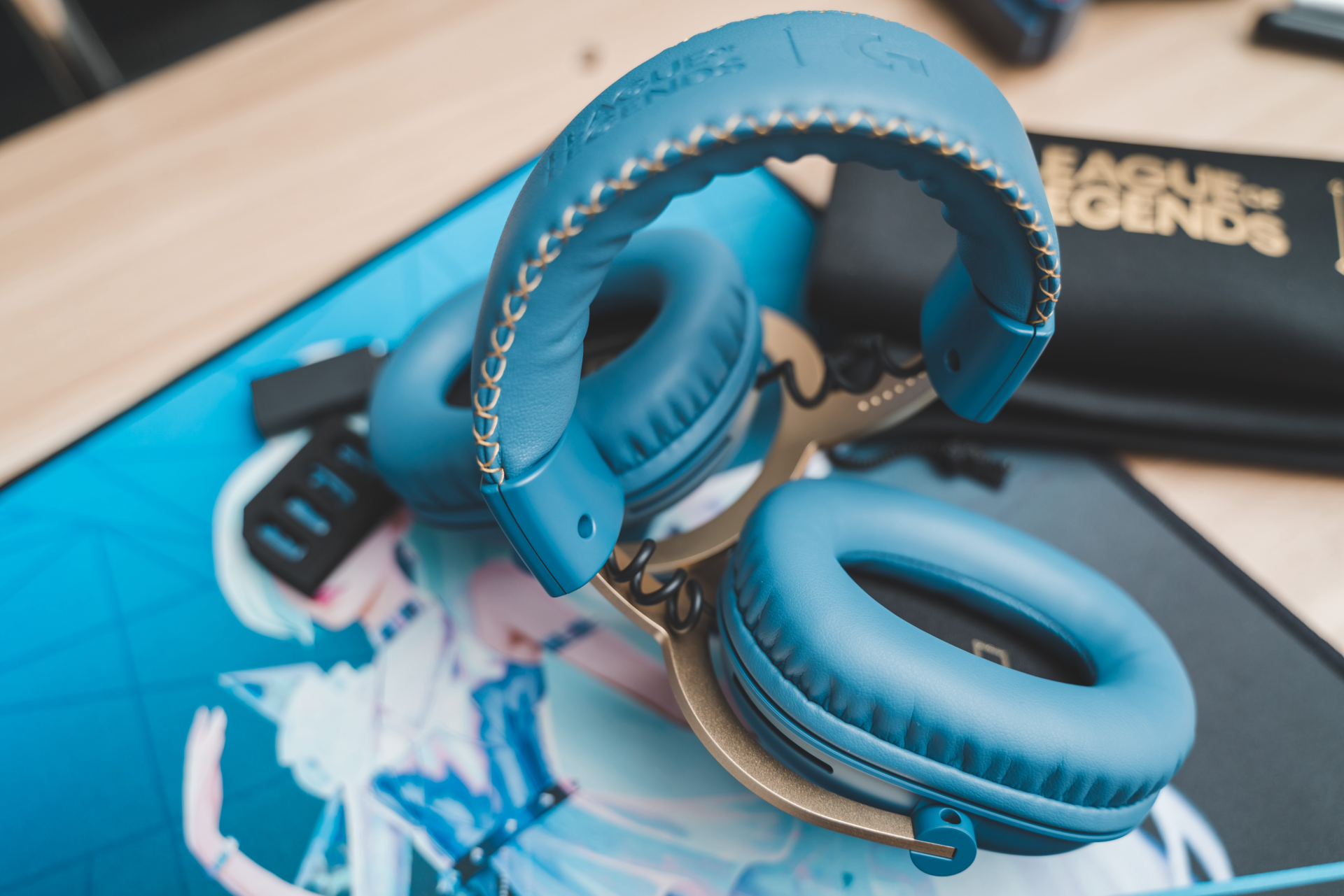 x86|想玩转《暗黑破坏神2重制版》,还需罗技海克斯鼠标耳机来助攻