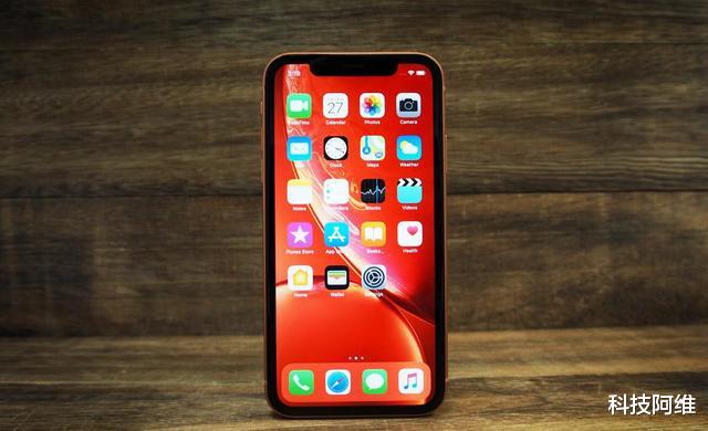 联想|苹果A12+双卡双待，现已跌至1679元，经典iPhone二手机跌至新低价