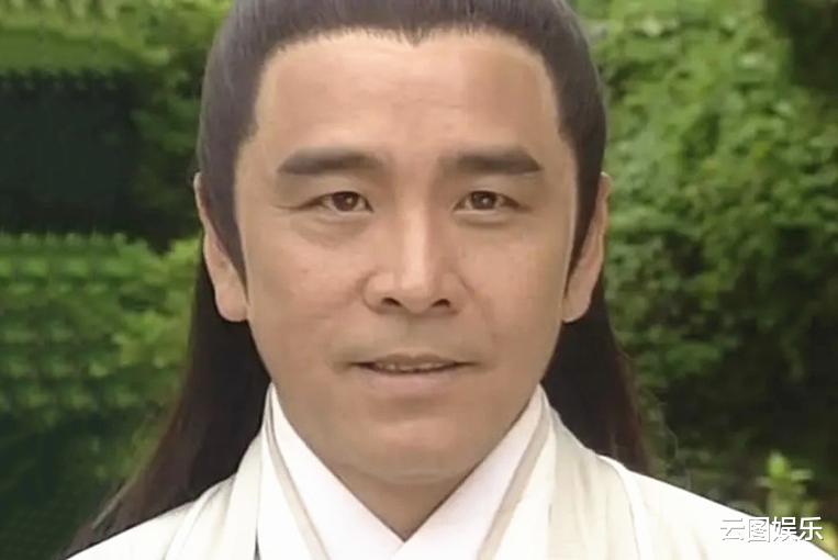 赵箭|秦沛姜大卫尔冬升罕同框，三兄弟长相相似，动作表情一致默契十足