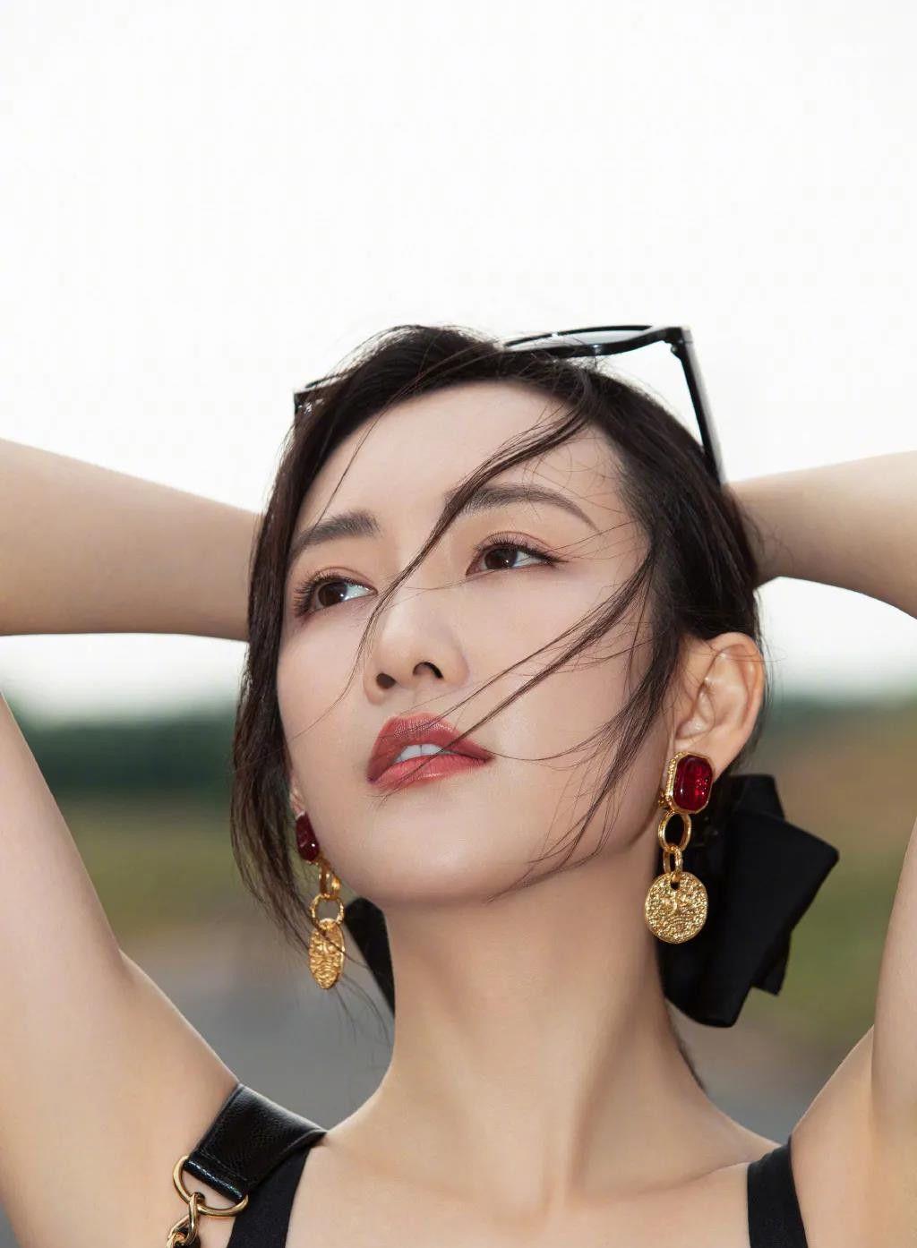 王鸥|王鸥，39岁至今单身的她，美出新高度