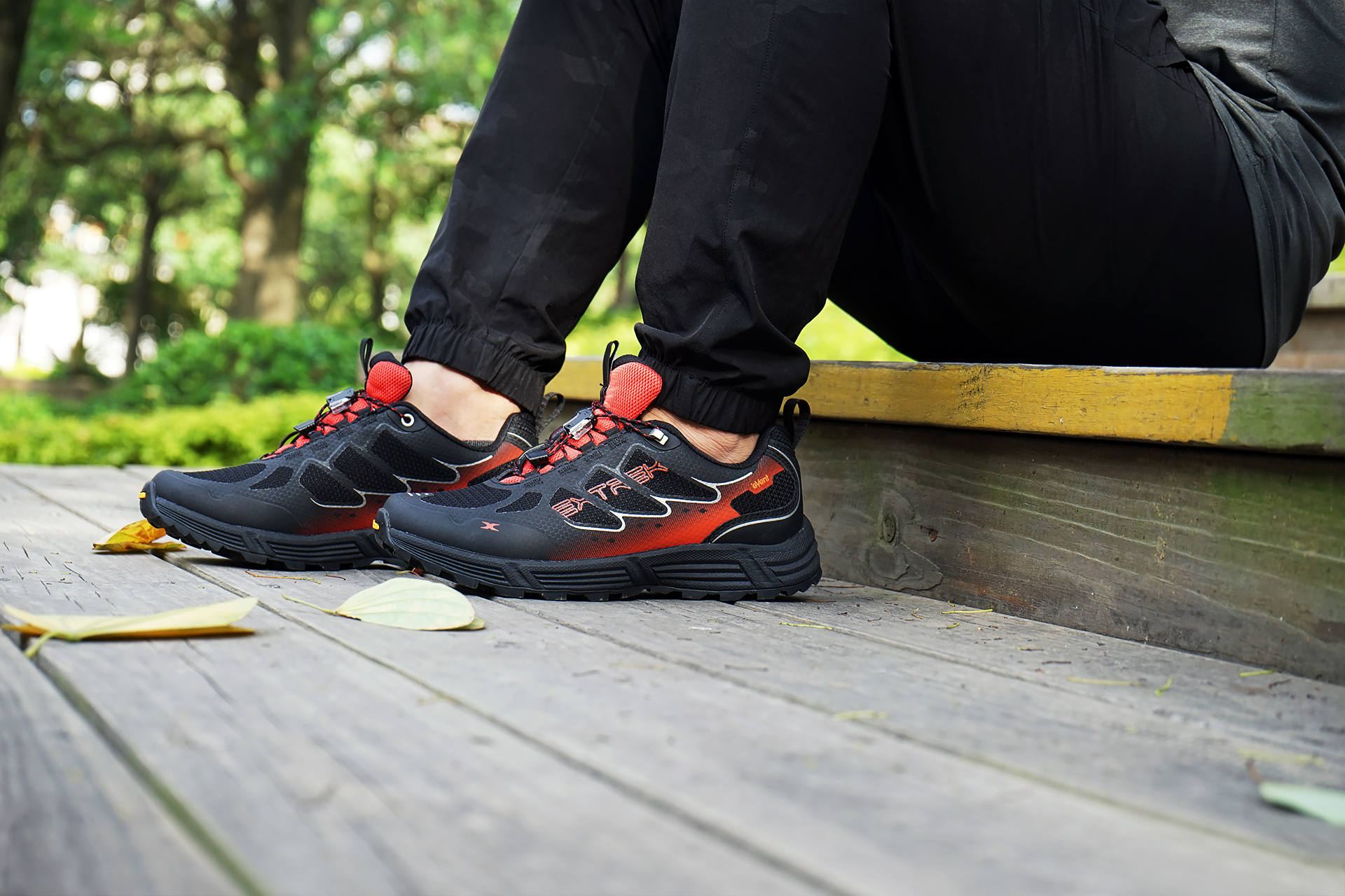 跑鞋|小米有品爆品推荐：防水越野跑鞋，户外爱好者、钓鱼佬的最佳搭档